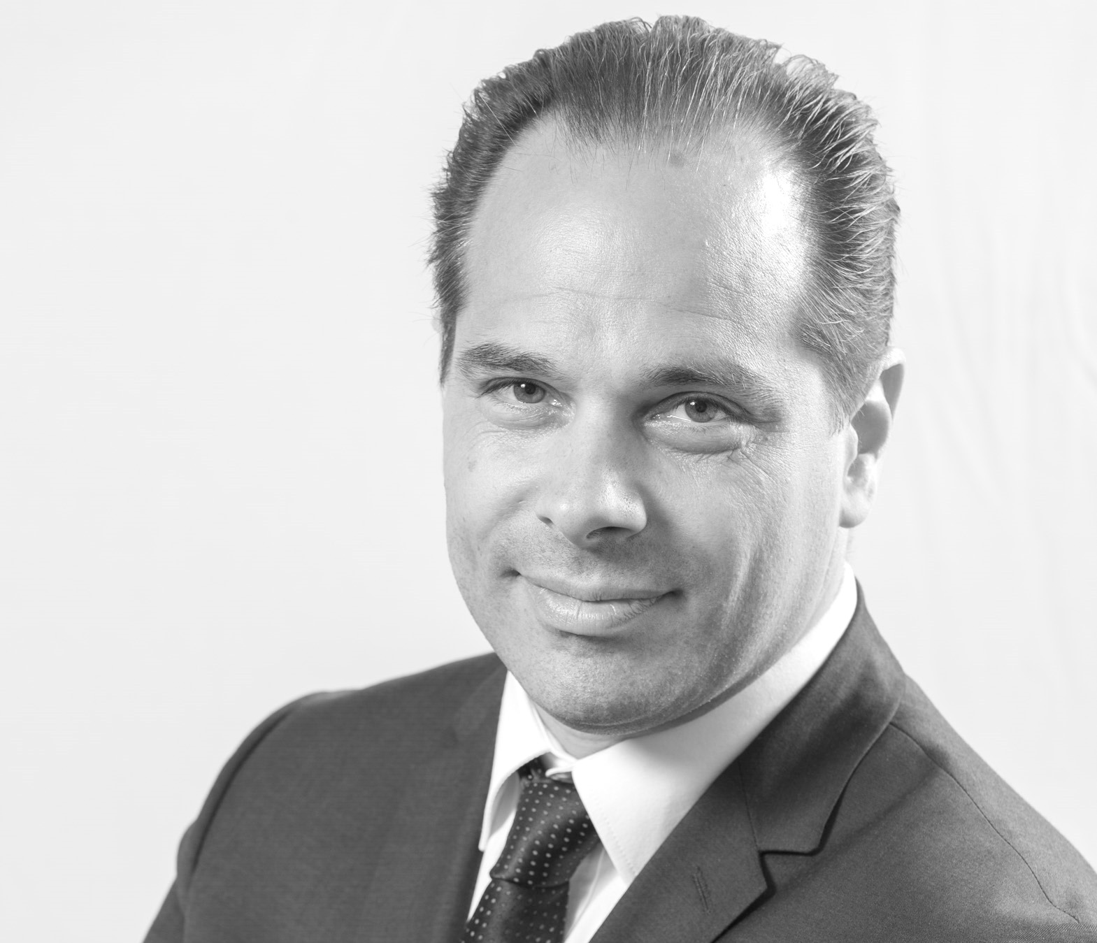 Xavier Domenech-Cabaud Chef du Service Relations Presse & Publiques 