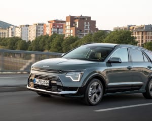 kia_Dynamiczne_HEV_(1)